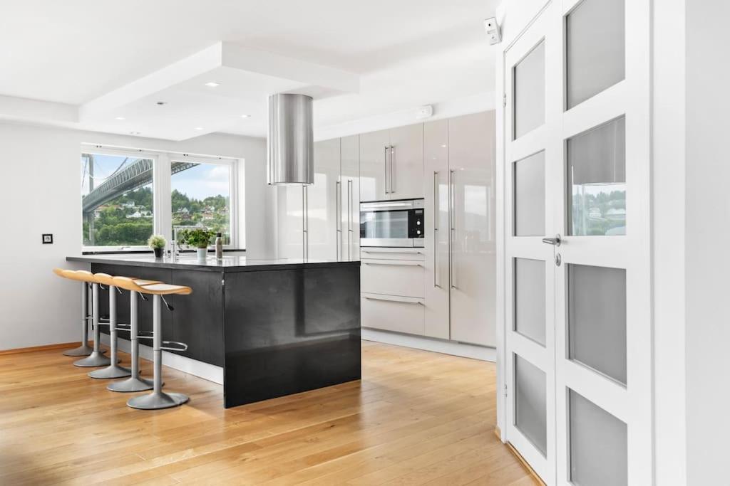 Penthouse Leilighet 200 Kvm Vakker Sjoutsikt. Daire Bergen Dış mekan fotoğraf